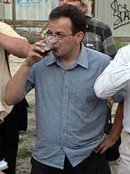 Садовий з Березюком візьмуть до себе в дім біженців?